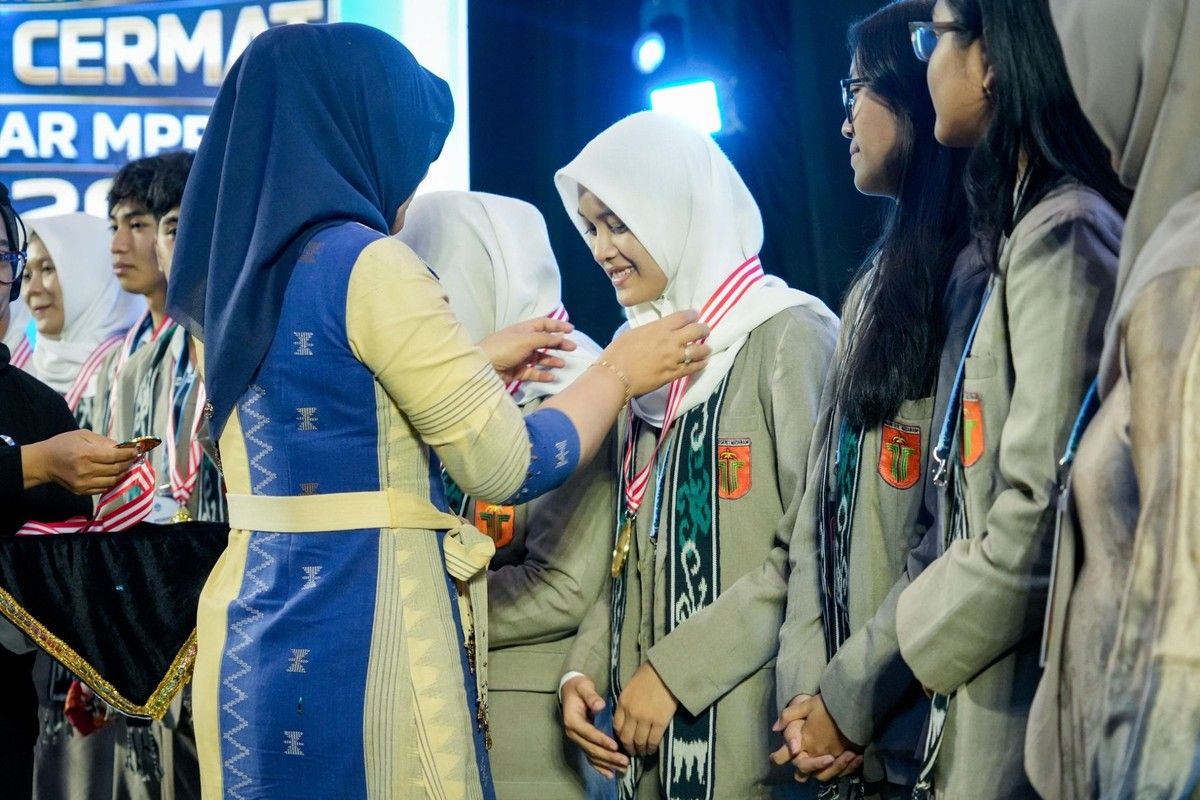 SMAN 1 Mataram Sabet Juara Pertama LCC Empat Pilar MPR RI 2026 NTB