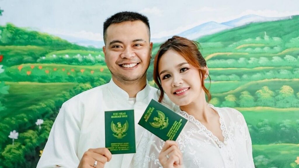 Reza SMASH Tunda Bulan Madu Setelah Menikah di Bandung