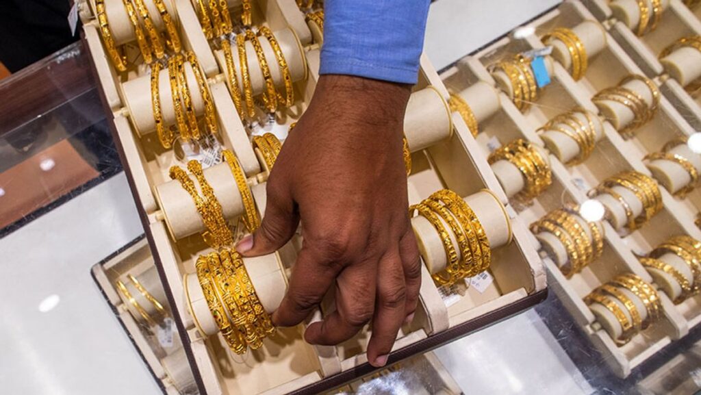 10 Model Gelang Emas Motif Cincin Kecil yang Tren di 2026