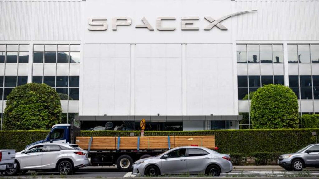 Dana Kawasan Teluk Ajukan Pesanan Saham Miliaran Dolar di IPO SpaceX