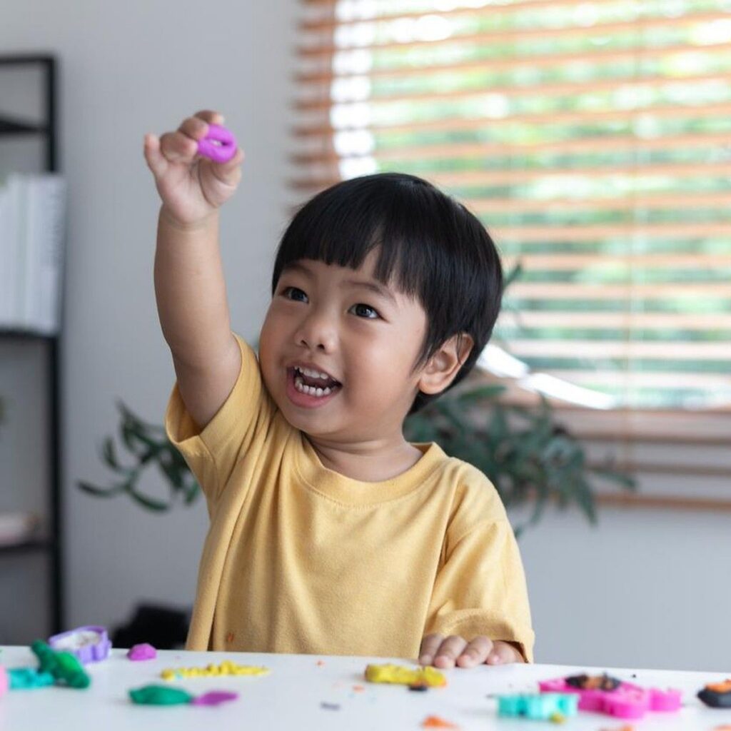 Kenali Pola Asuh yang Tepat Lewat Enam Perilaku Anak
