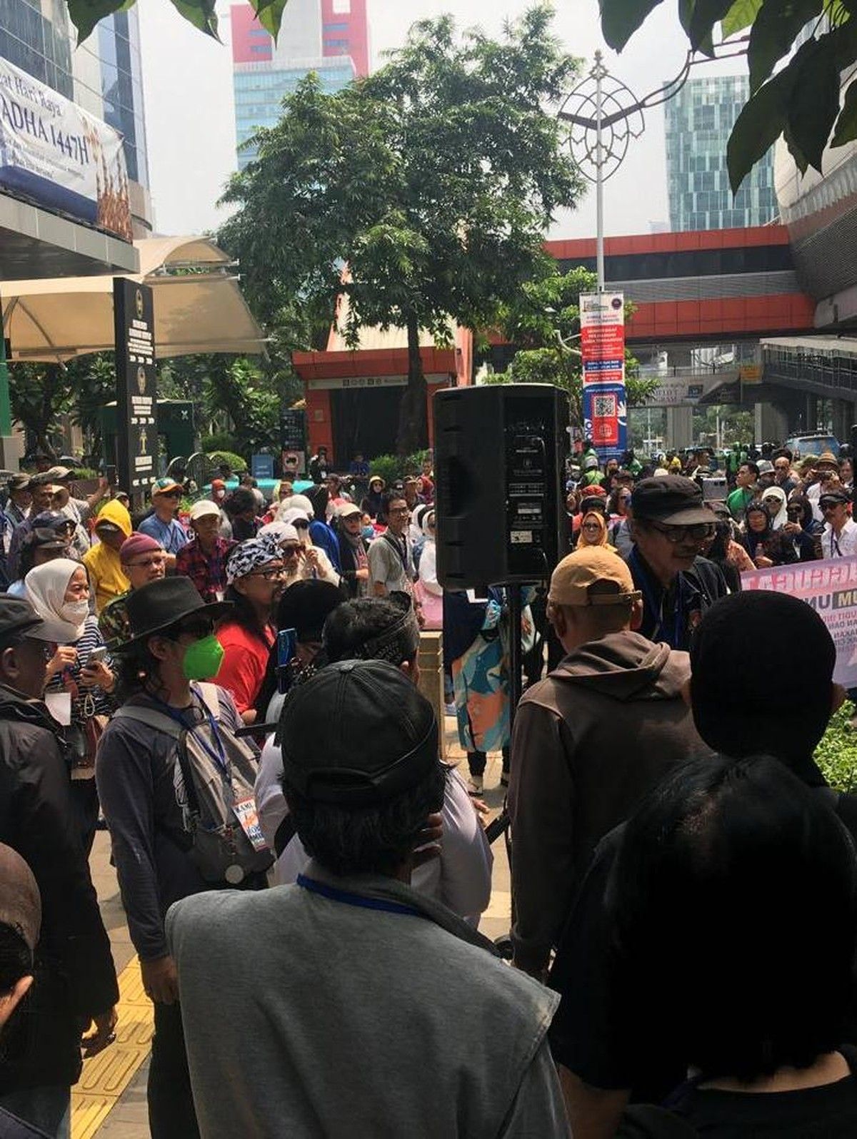 Pegiat Hak Cipta Gelar Aksi Damai di Mahkamah Agung