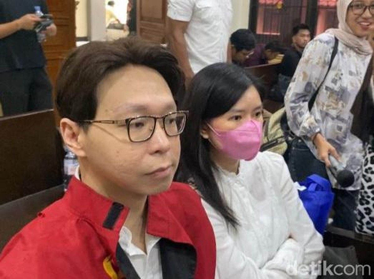 Richard Lee Ajukan Eksepsi Atas Dakwaan Kasus Produk Kecantikan