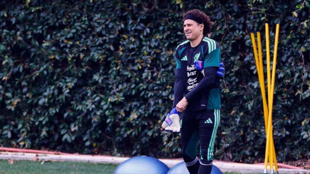 Guillermo Ochoa Masuk Skuad Timnas Meksiko untuk Piala Dunia 2026