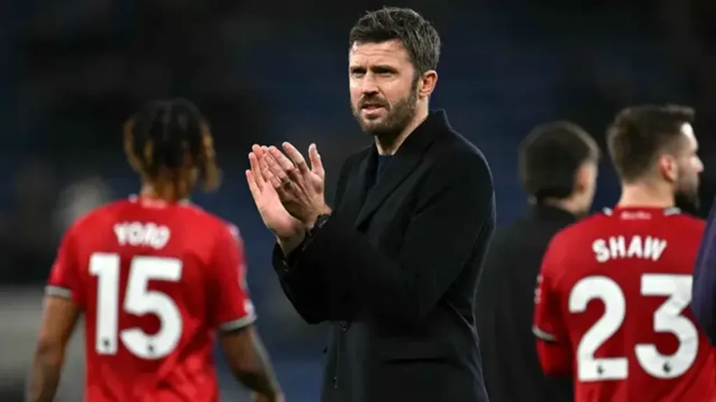 Manchester United Bidik Tiga Gelandang Baru untuk Perkuat Lini Tengah