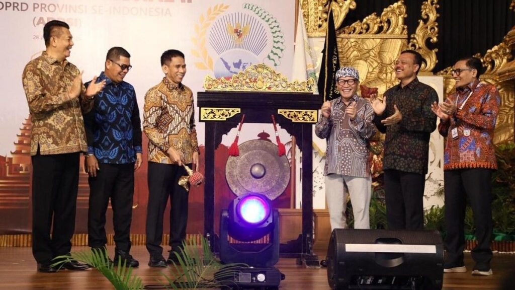 Wamendagri Minta DPRD Provinsi Kawal Pengelolaan Sumber Daya Alam