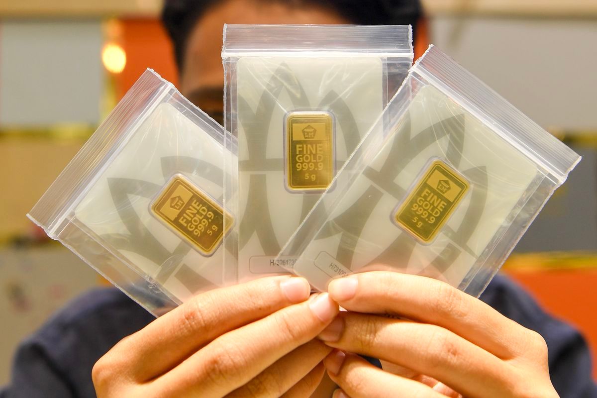 Harga Emas Domestik Bergerak Bervariasi Saat Emas Dunia Anjlok