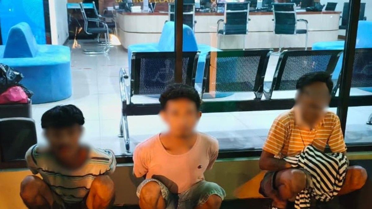 Brimob Polda Metro Jaya Tangkap Tiga Pembawa Sabu di Warakas