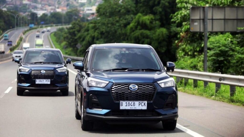 BI Rate Naik Berpotensi Tekan Penjualan Mobil Baru