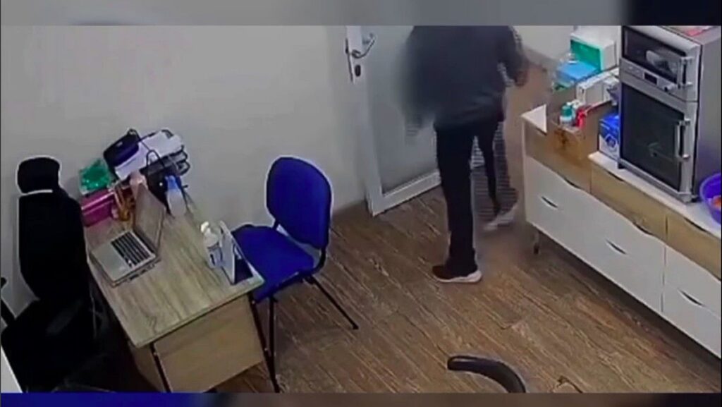 Polisi Periksa Kejiwaan Pria Penusuk Perawat Klinik Gigi di Tangerang