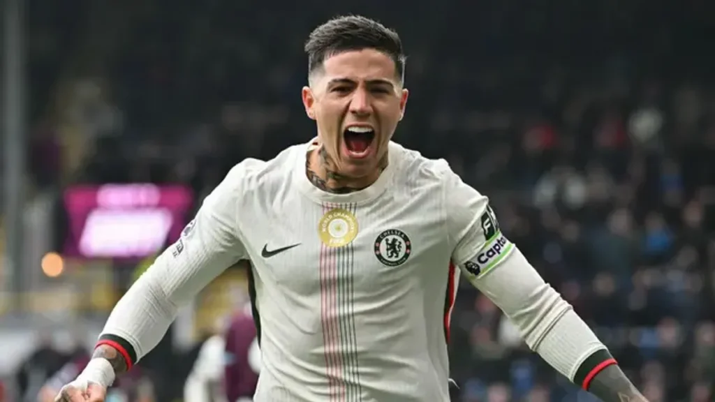 Real Madrid Incar Enzo Fernandez Setelah Dekati Marc Cucurella