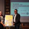 Bayu Oktara Resmi Luncurkan Buku Perdana Suara yang Menggerakkan Dunia