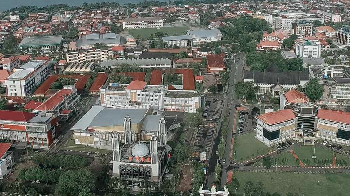 Dua Warga Terkena Peluru Nyasar di Kampus UNP Sumatera Barat