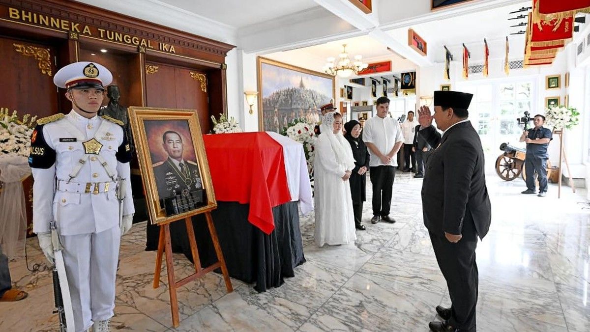 Prabowo Subianto Beri Penghormatan Terakhir kepada Ryamizard Ryacudu