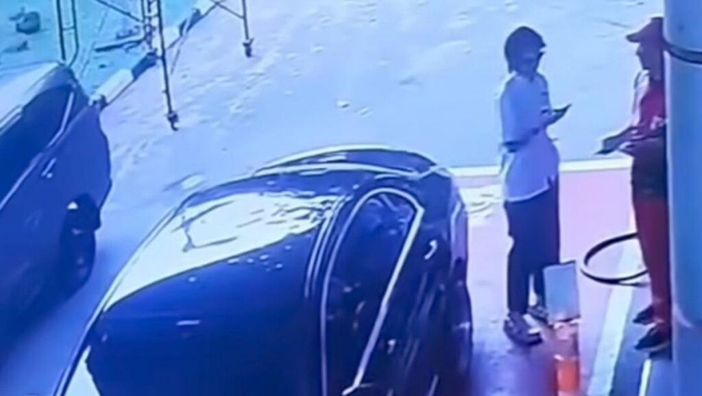 Polsek Cileungsi Tangkap Pelaku Penipuan Tarik Tunai Palsu di SPBU