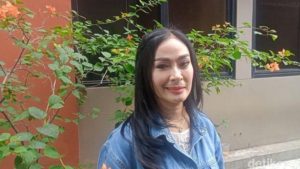 Iis Dahlia Kritik Kreator Konten Pembuat Parodi Fisik di Media Sosial