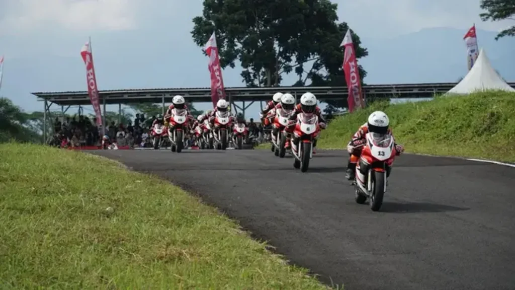 Rheza Danica dan Arbi Aditama Soroti Pentingnya Astra Honda Dream Cup