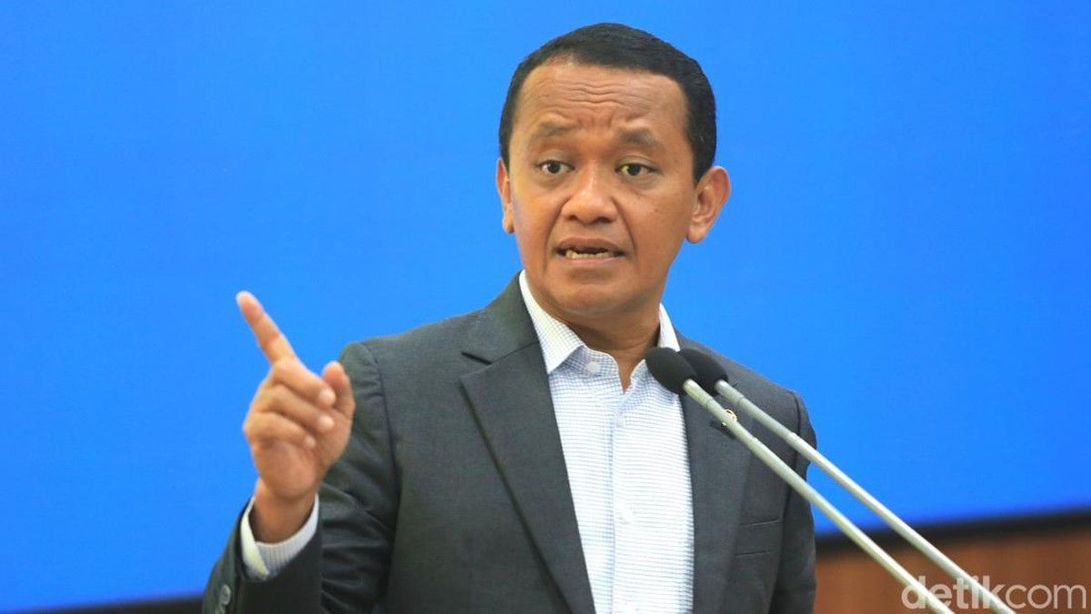 Pemerintah Pastikan Harga BBM Subsidi Tidak Naik Meski Minyak Dunia Melonjak