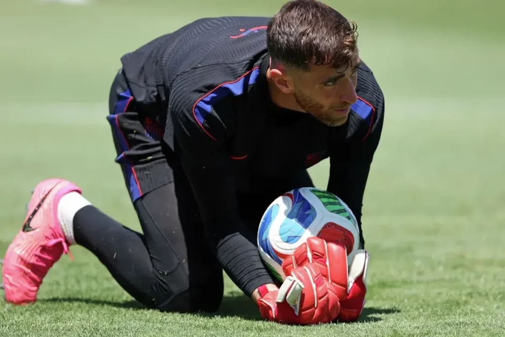 Matt Turner Perjuangkan Posisi Kiper Utama Timnas Amerika Serikat