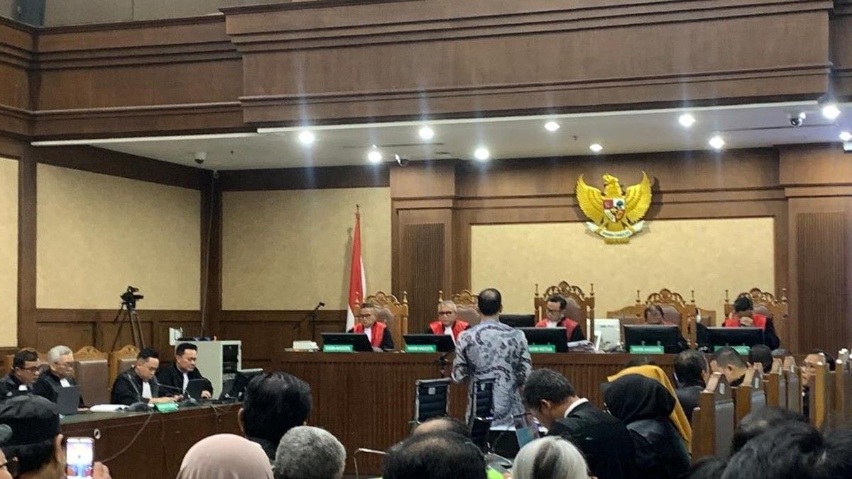 Nadiem Makarim Bantah Bersekongkol dalam Kasus Korupsi Chromebook
