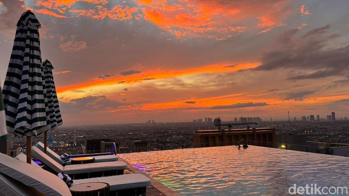 Hotel Trans Luxury Surabaya Hadirkan Beach Club Ala Bali Pertama di Rooftop