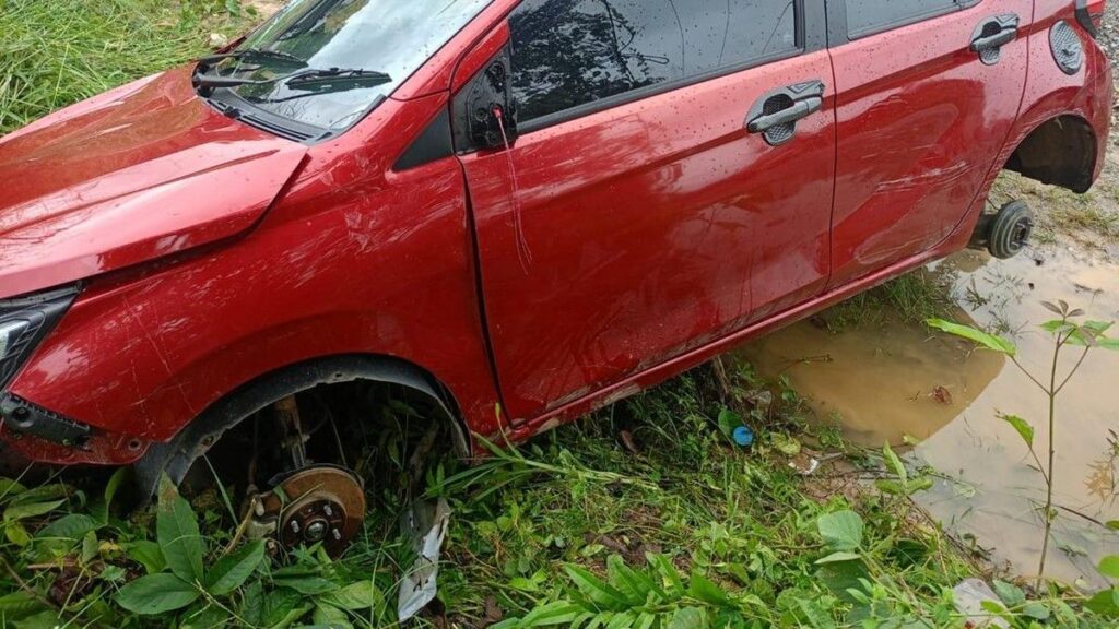 Maling Jarah Mobil Korban Kecelakaan Tunggal di Sintang