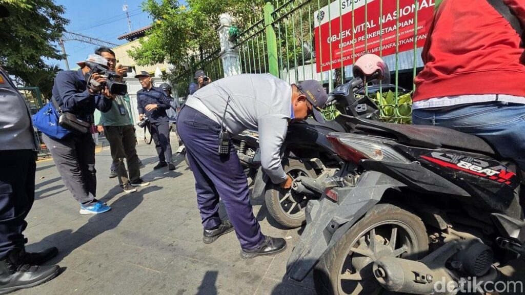 Dishub DKI Jakarta Tertibkan Parkir Liar di 15 Titik Prioritas