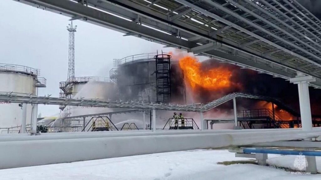 Drone Ukraina Serang Kilang Minyak Rusia di Wilayah Saratov