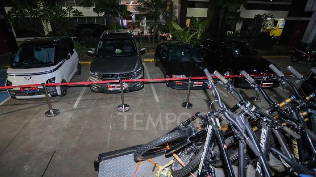 KPK Buru Silmy Karim dalam Pengembangan OTT Imigrasi