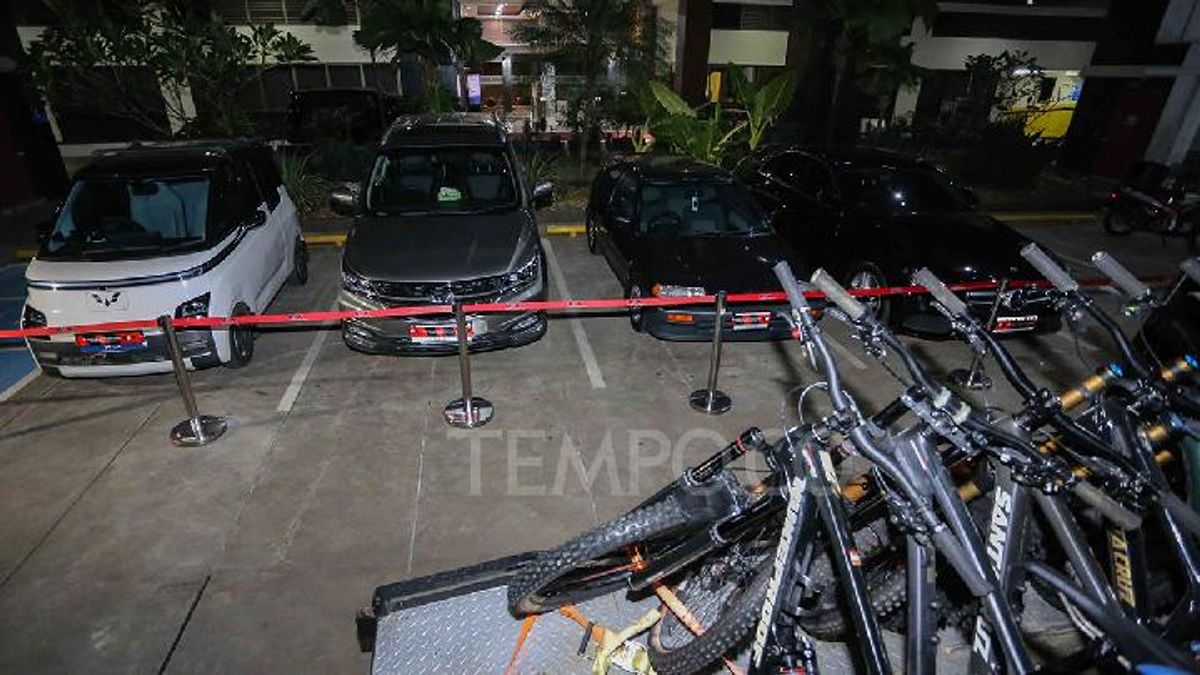 KPK Buru Silmy Karim dalam Pengembangan OTT Imigrasi