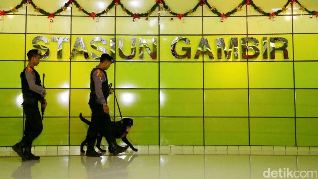 KAI Revitalisasi Stasiun Gambir Jadi Stasiun Nasional
