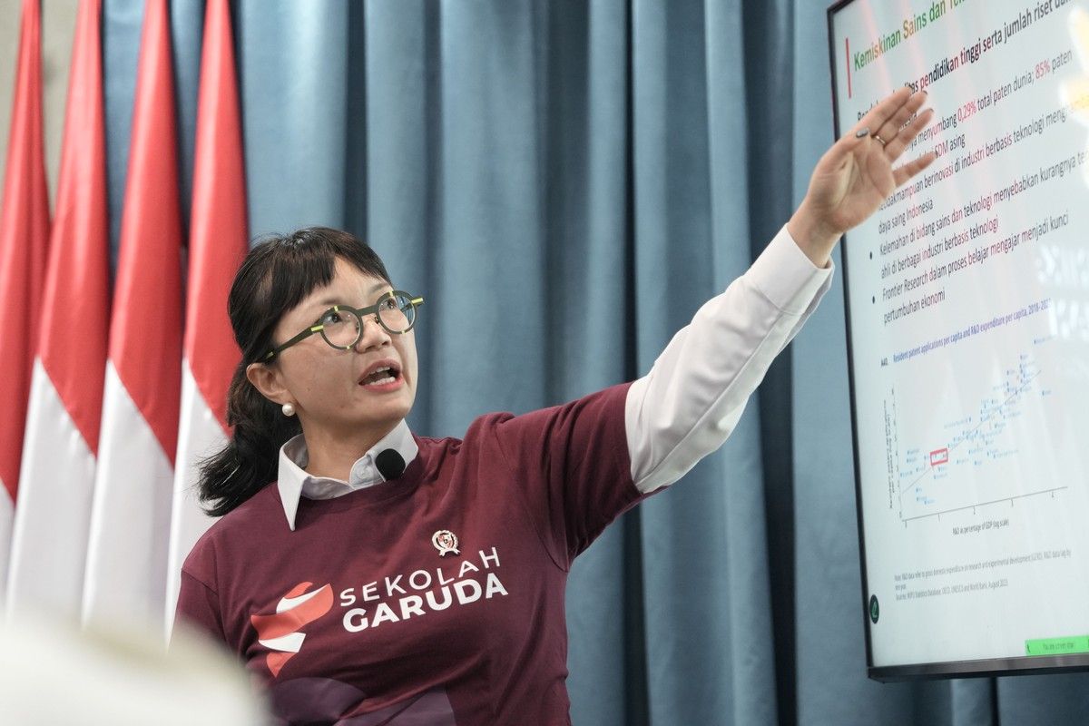 Sains Modern Lahir dari Filsafat Stella Christie Soroti Sejarah Kecerdasan Buatan