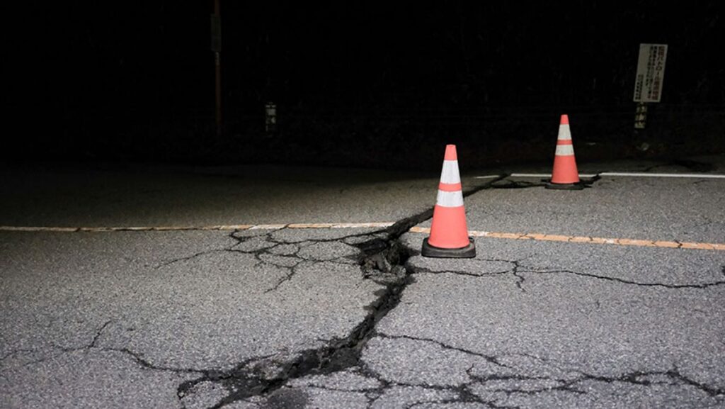 Gempa Magnitudo 7,8 Guncang Filipina Selatan Tewaskan 15 Warga