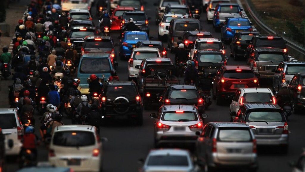 Polda Metro Jaya Atur Kemacetan Parah di Sejumlah Jalan Jakarta