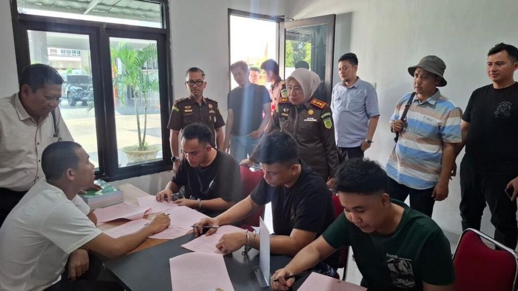 Bareskrim Limpahkan Empat Tersangka Kasus Sabu 30 Kilogram ke Kejari Banyuasin
