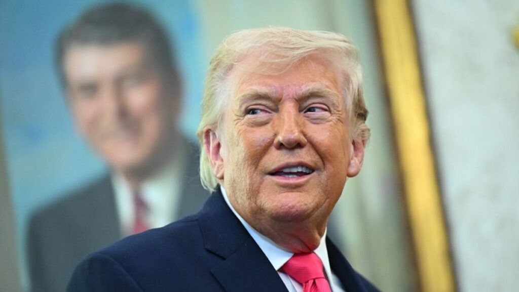 Donald Trump Klaim Momentum Positif Penghentian Konflik Iran-Israel