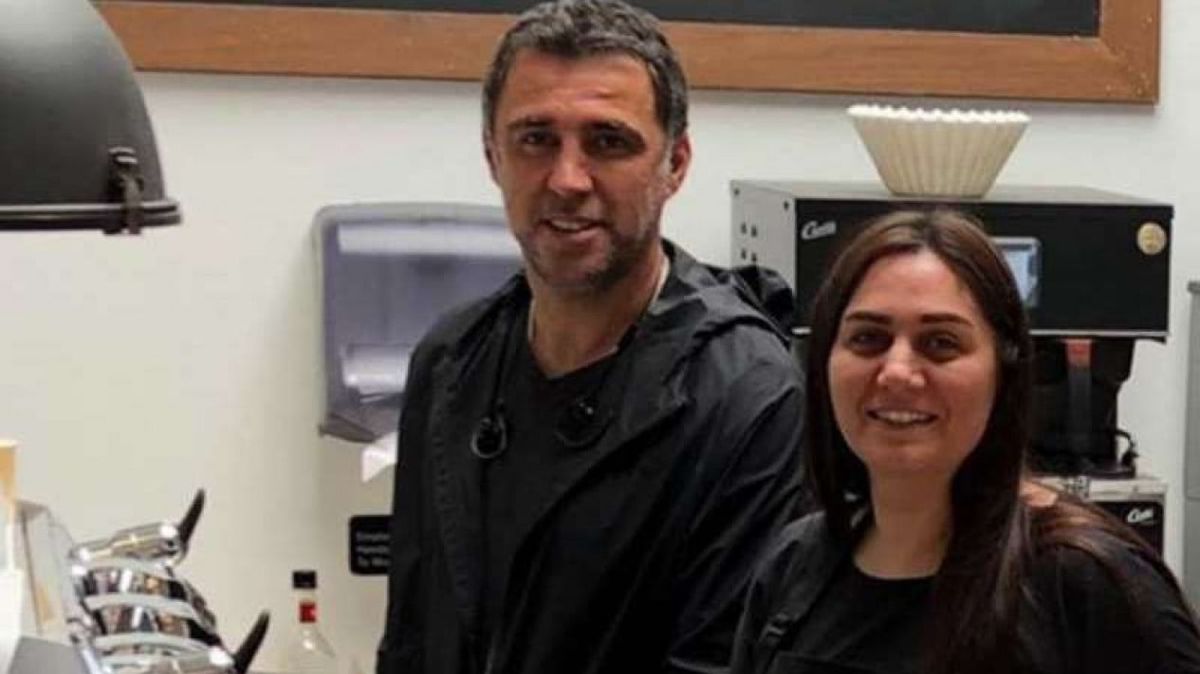 Hakan Sukur Saksikan Piala Dunia 2026 dari Pengasingan