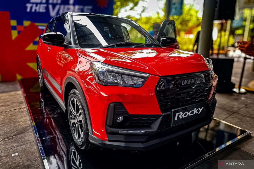 Surat Pemesanan Daihatsu Rocky Hybrid Tembus 700 Unit