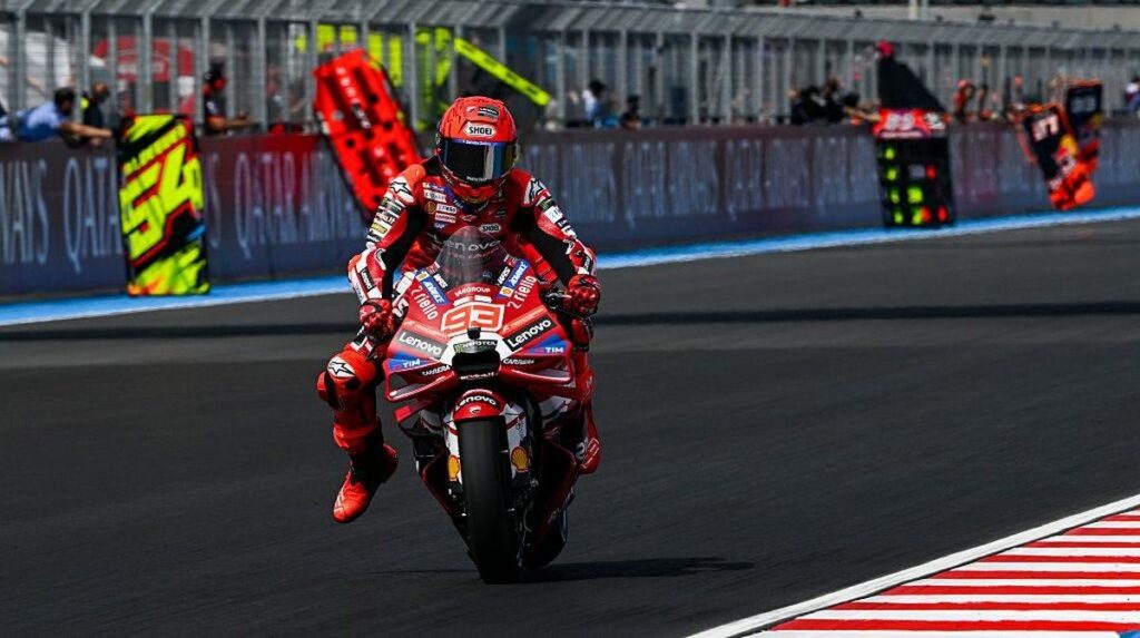 Marc Marquez Menang Dramatis di MotoGP Hungaria 2026