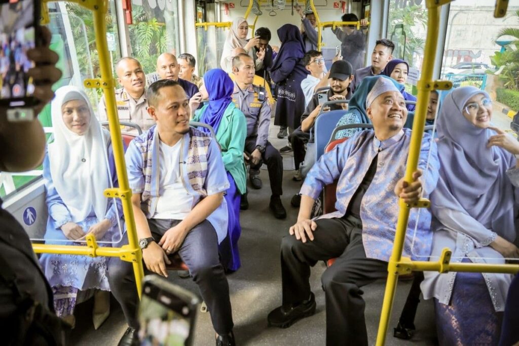 Pemerintah Kota Pekanbaru Uji Coba Dua Bus Listrik Trans Metro