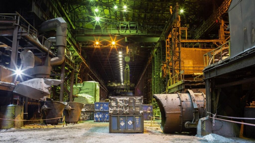 Aturan Pajak Minimum Global Kurangi Efektivitas Tax Holiday Smelter Nikel