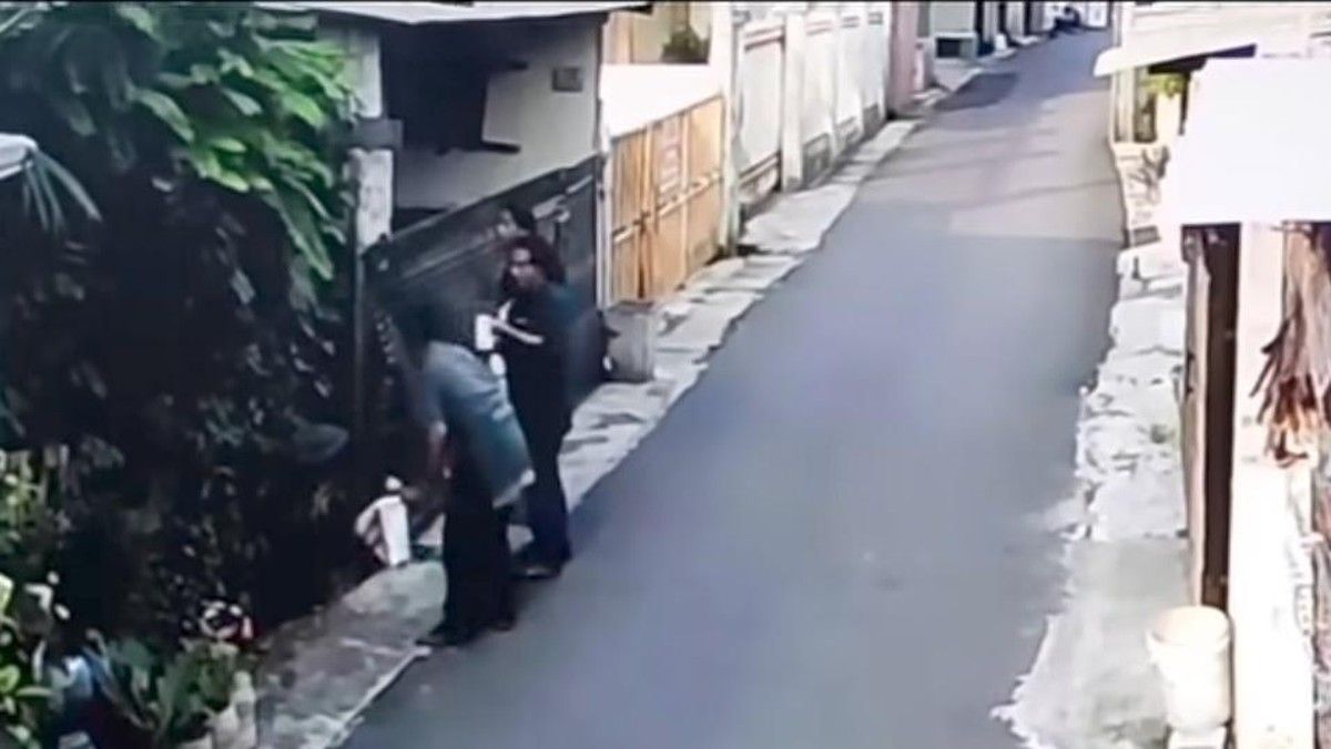 Polisi Tangkap Pengamen Pembakar Pagar Rumah Warga di Bekasi