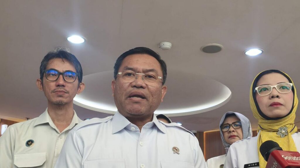 Prabowo Copot Lodewijk Paulus dan Sony Sonjaya dari Jabatan Wakil BGN