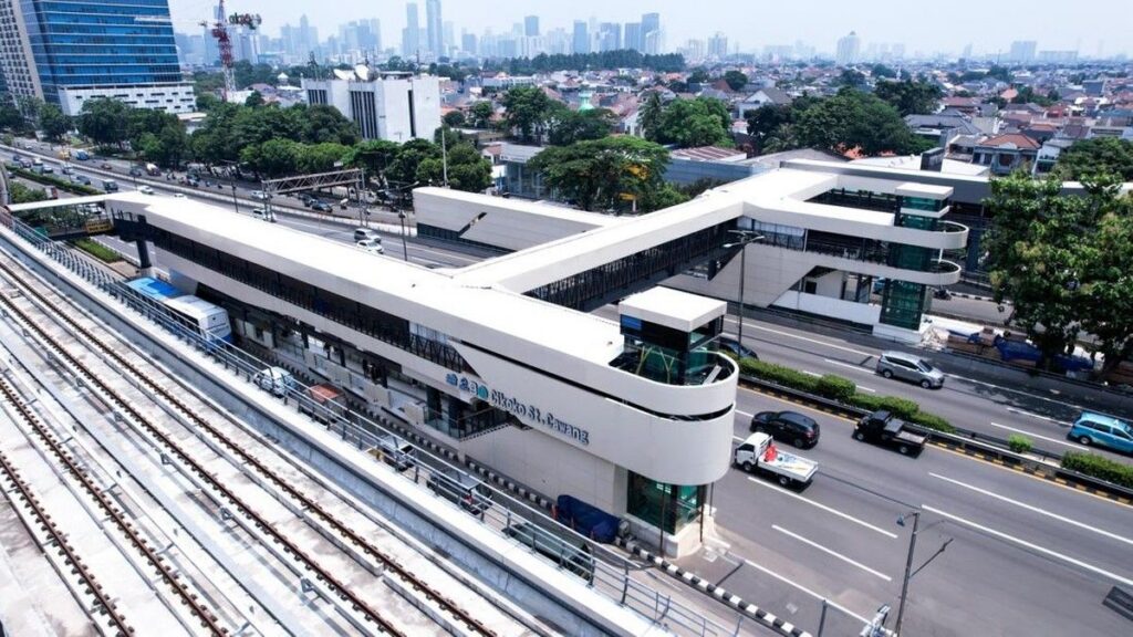 Waskita Karya Perkuat Transportasi Massal Jakarta Melalui Proyek LRT Fase 1B