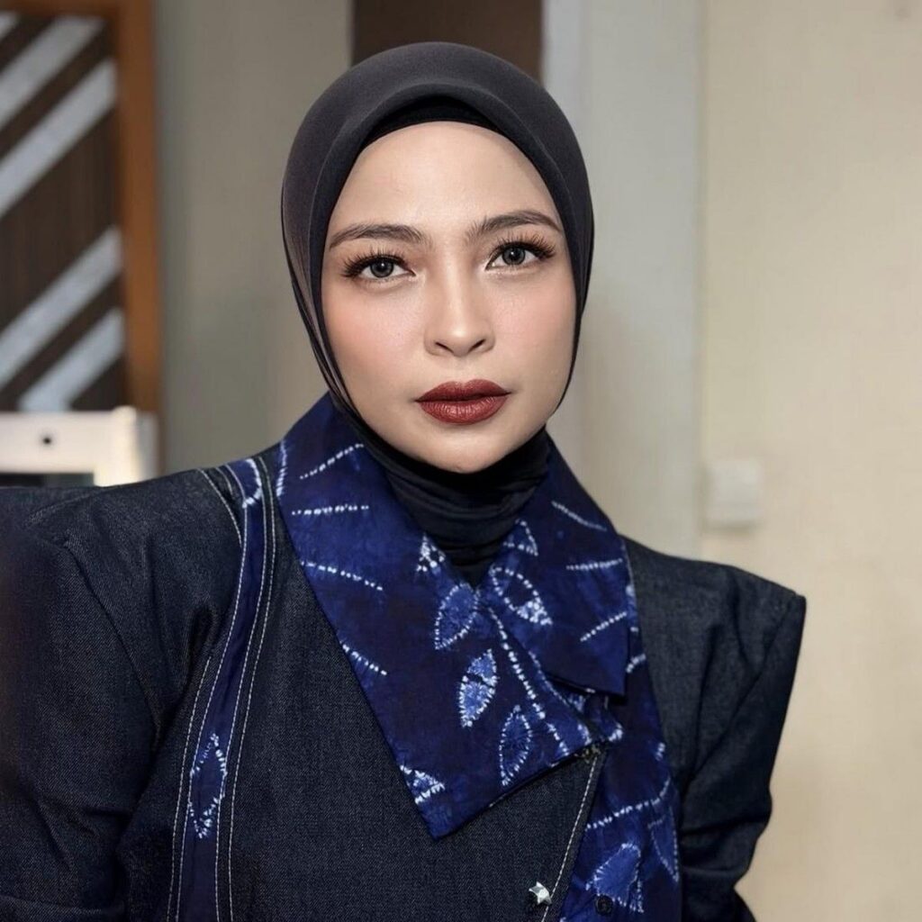 Tantri Kotak Menjadi Korban Dugaan Penipuan Investasi Miliaran Rupiah