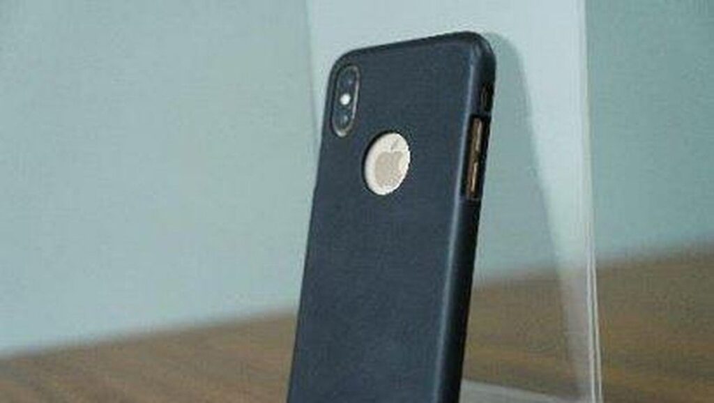 KPK Jual Lelang iPhone XS Bekas Koruptor Senilai Rp 34 Juta