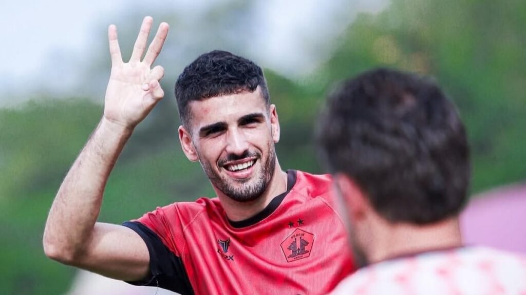 Persik Kediri Perpanjang Kontrak Kiko Carneiro Hingga Tahun 2028