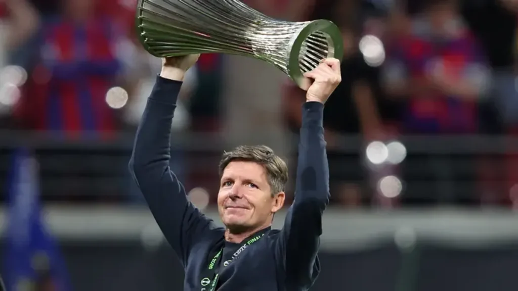 Oliver Glasner Tinggalkan Crystal Palace Setelah Persembahkan Tiga Gelar