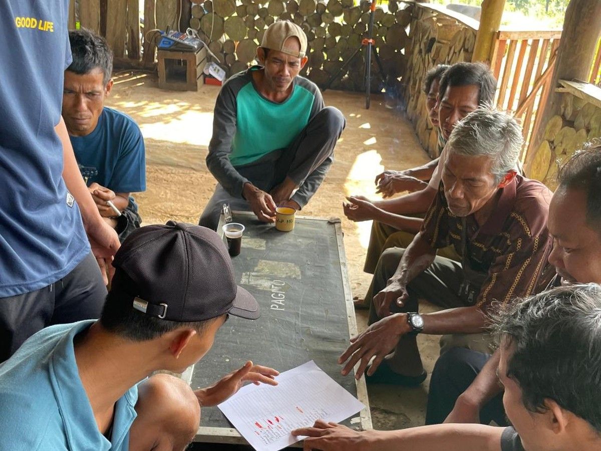 Protes Jalan Rusak Puluhan Tahun Warga Cijaralang Pandeglang Bikin Petisi Darah