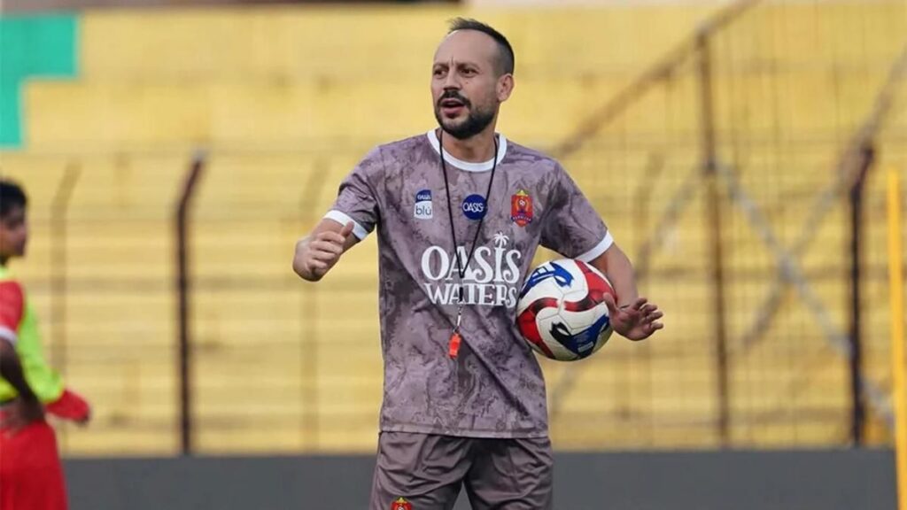 Persijap Jepara Perpanjang Kontrak Pelatih Mario Lemos